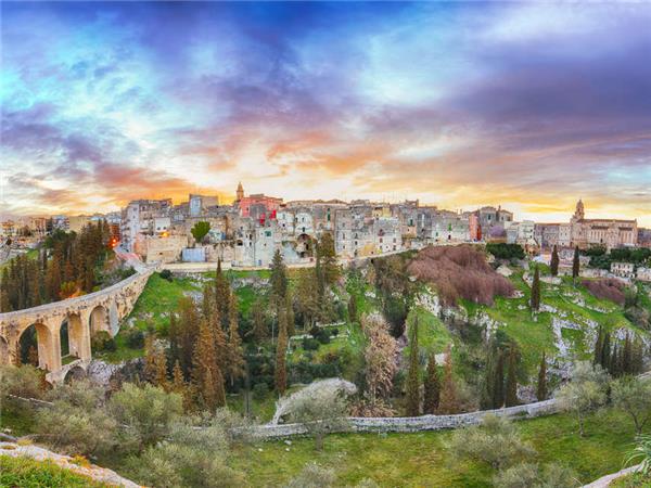 Puglia walking holiday in Italy