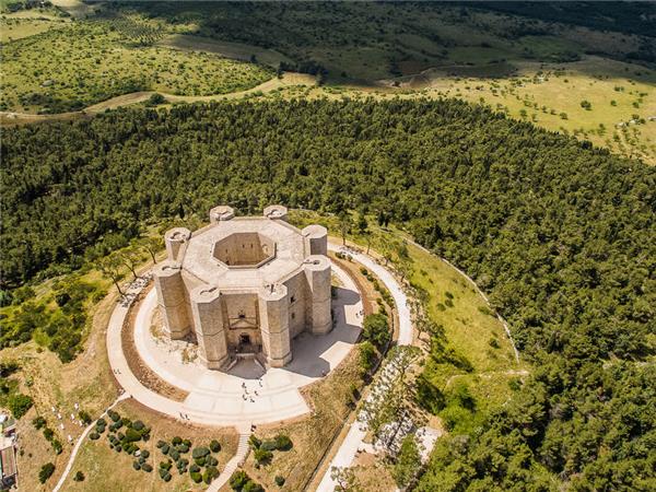Puglia walking holiday in Italy