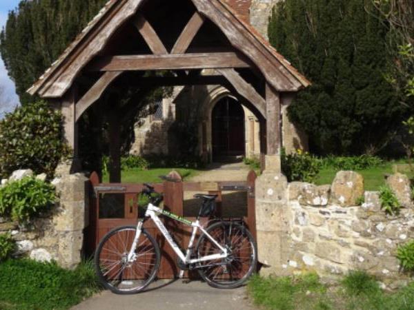 Isle of Wight cycling holiday, England
