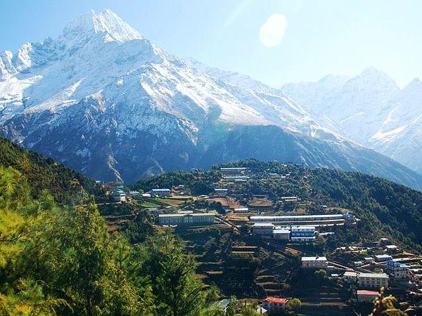 Everest luxury trekking tour