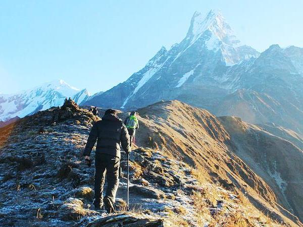 Nepal trekking tour, Langtang, Gosainkund & Helambu