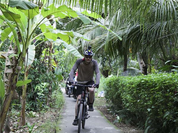 Saigon to Hanoi cycling holiday, Vietnam