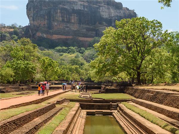 Walking in Sri Lanka holiday