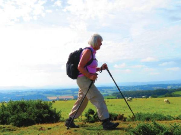 Offa�s Dyke walking holiday in Wales & England
