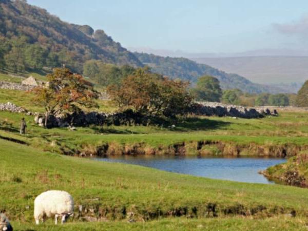 The Dales Way walking holiday in Yorkshire