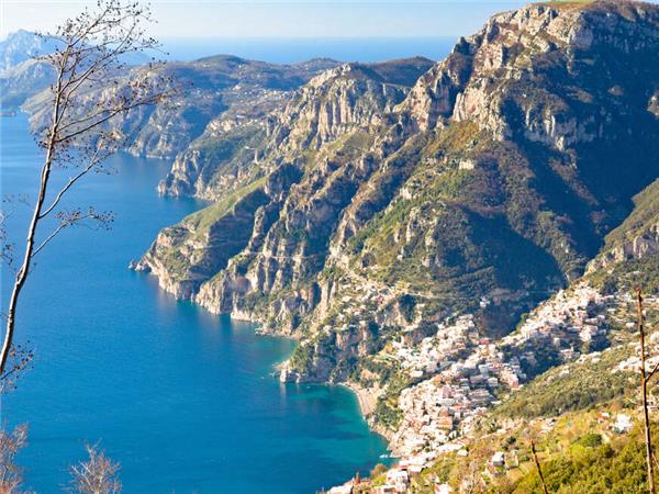 Amalfi coast walking holiday in Italy