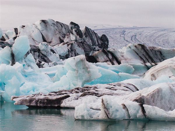Iceland small group tours with added comfort