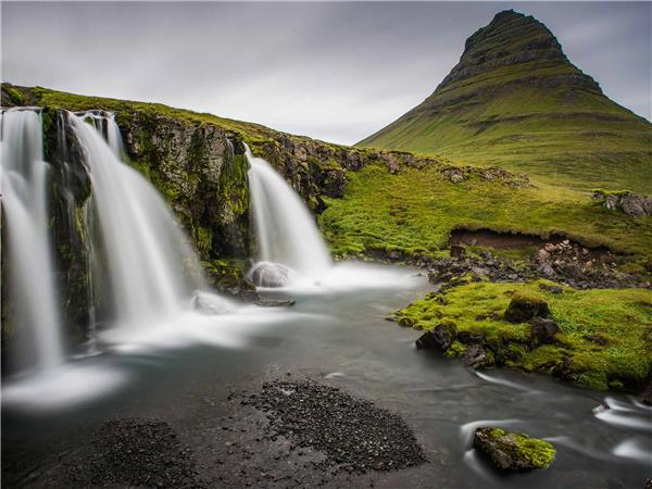Iceland small group tours with added comfort