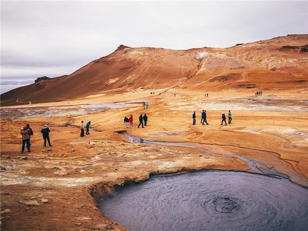 Iceland small group tours with added comfort
