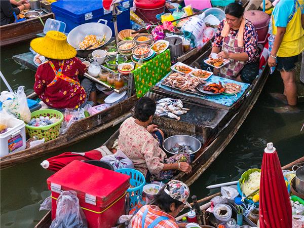 North Thailand group holiday, a food adventure