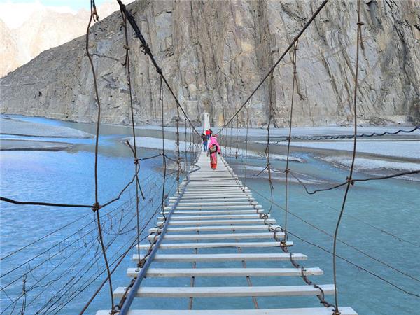 Karakoram highway holiday in Pakistan