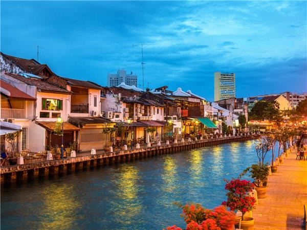 Vietnam to Singapore overland adventure holiday