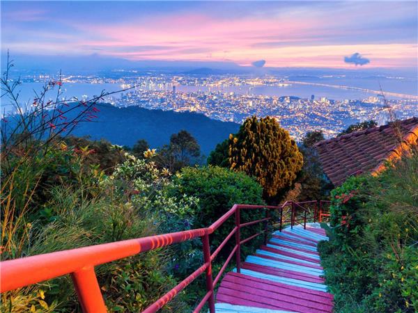 Vietnam to Singapore overland adventure holiday