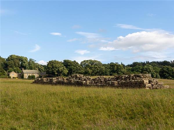 Hadrians Wall 9 day walking holiday