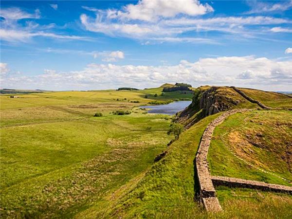 Hadrians Wall 9 day walking holiday