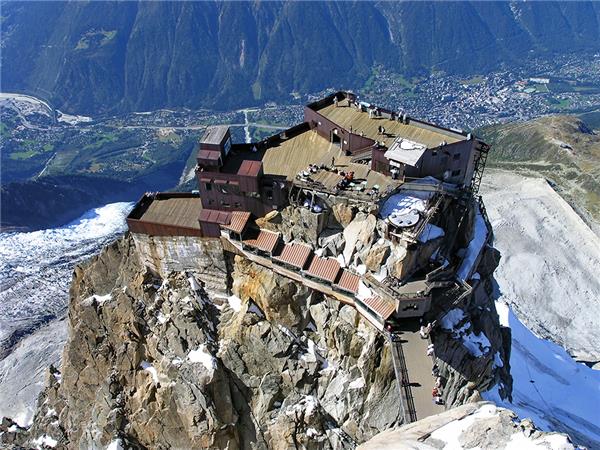 Alpine walking in Mont Blanc
