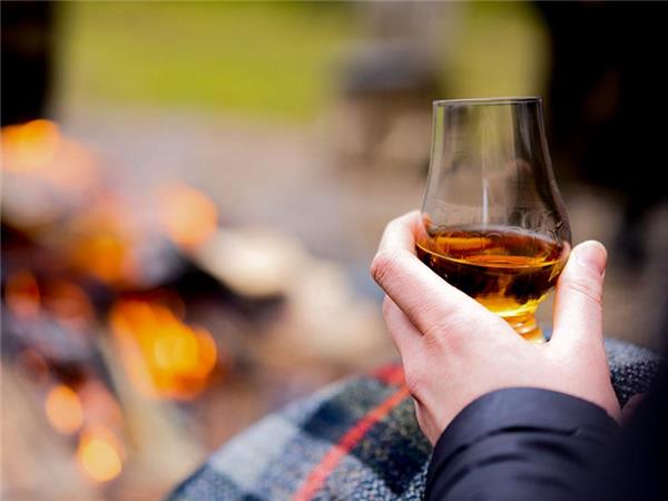 Winter retreat in Cairngorms, women only