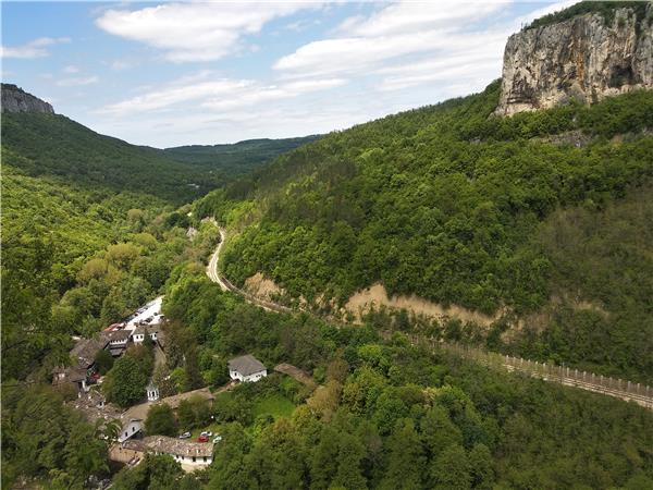 Walking in the Balkan mountains
