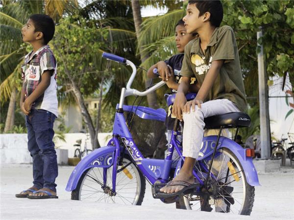 Maldives holidays, Dhoni cruise