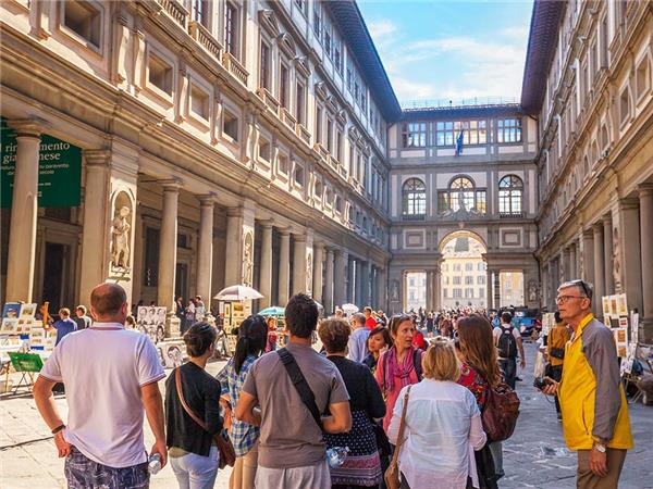 Tuscany small group tour with added comfort