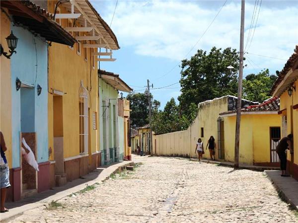 Small group backroads and beaches tours to Cuba