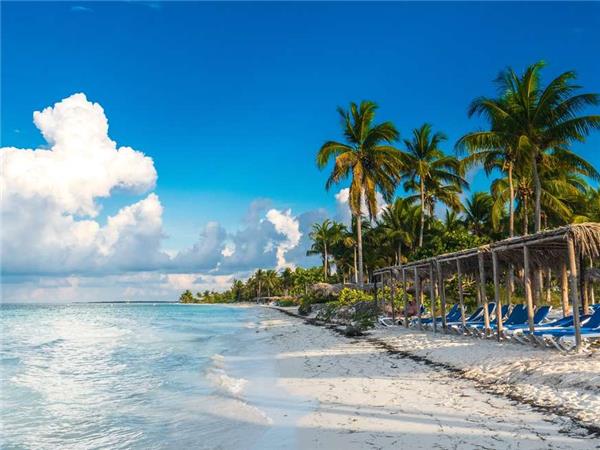 Small group backroads and beaches tours to Cuba