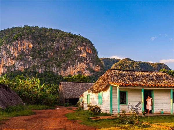 Small group backroads and beaches tours to Cuba