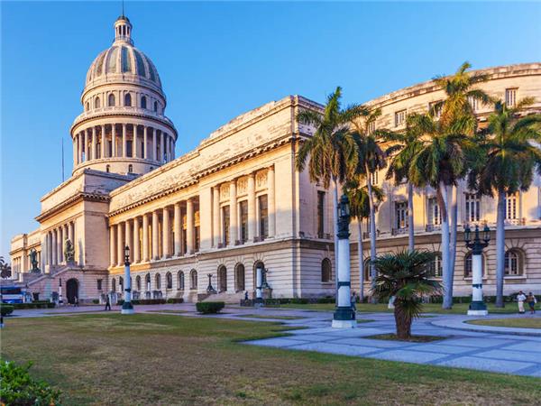 Small group backroads and beaches tours to Cuba