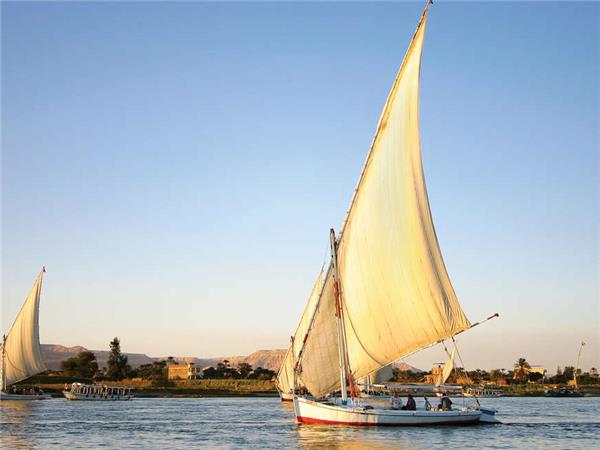 Family holiday in Egypt, Egyptian adventure