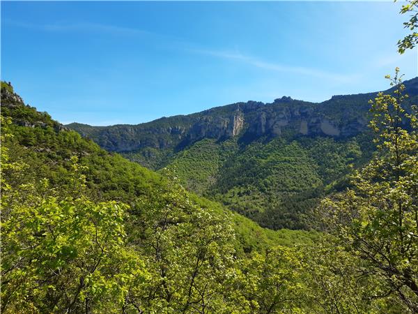 Walking holiday in Aveyron, France