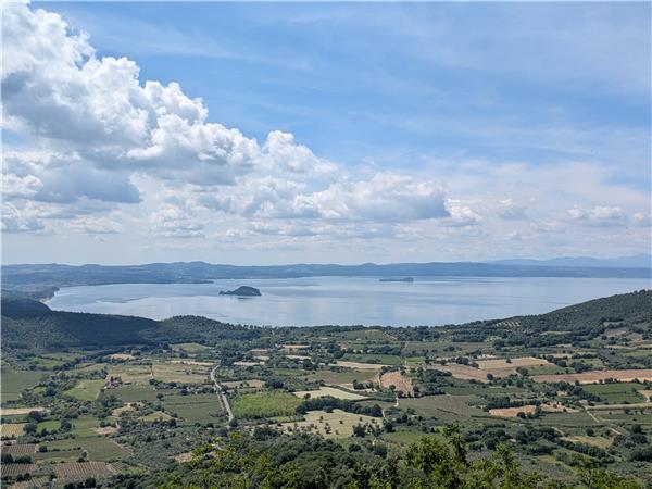 Cycling holiday in Umbria and Lazio by e bike