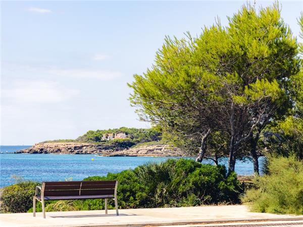Cycling in Catalonia holiday