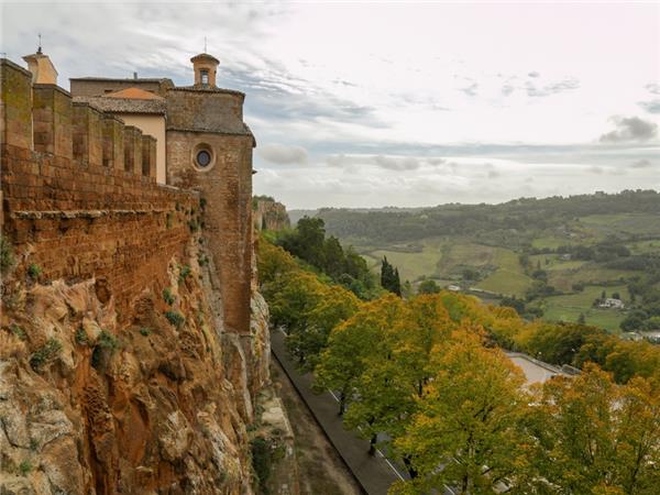 Walking in Umbria and Lazio holiday, self guided