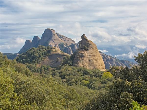 Centre based walking in Catalonia holiday