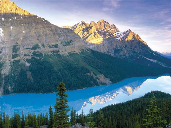 Canada small group holiday
