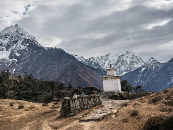 Everest Circuit trekking holiday, Nepal