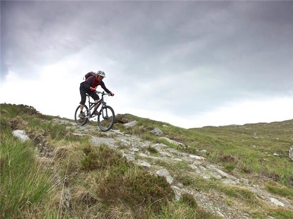 Outer Hebrides Mountain biking tour