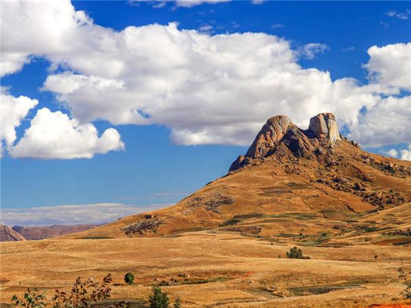 Madagascar wilderness trekking holiday