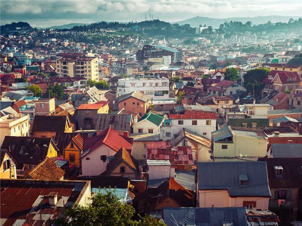 Madagascar wilderness trekking holiday