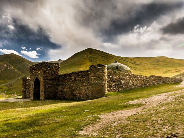 Silk Road cultural holiday, Kyrgyzstan & Uzbekistan