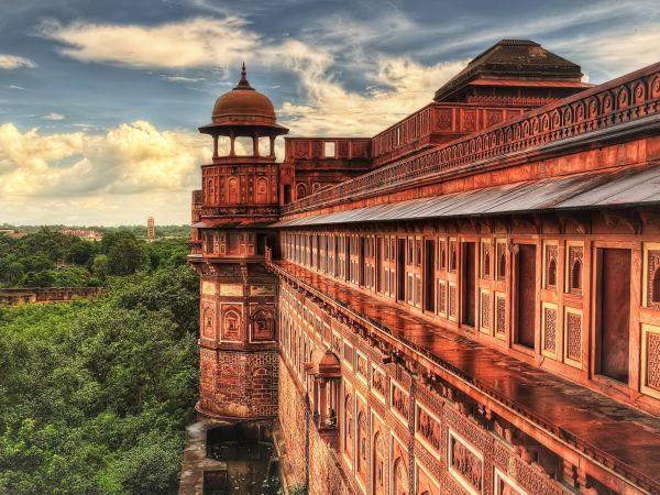 India adventure holiday, north to south