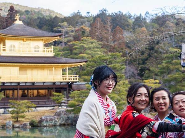Walking tours to Japan