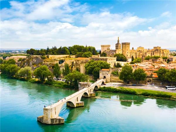 Provence cycling holiday in France