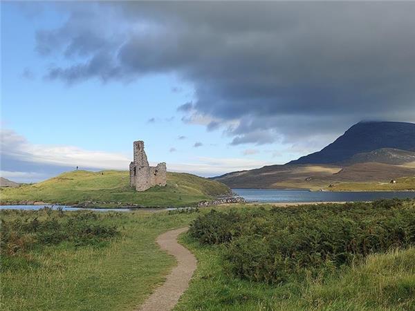 Northwest Highlands wilderness walking holiday, Scotland