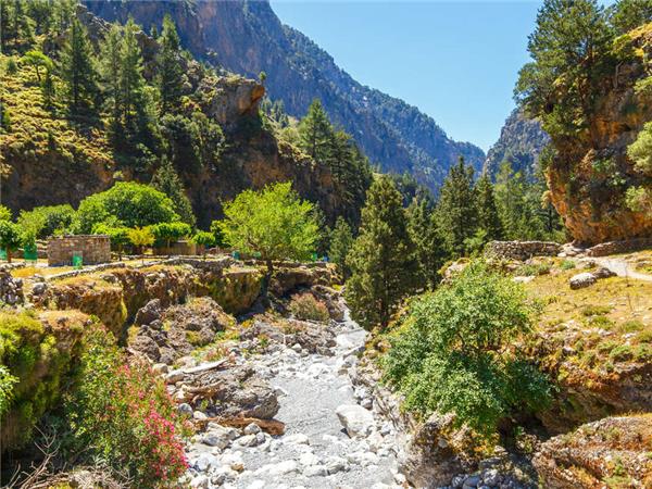 Walking holiday in Crete