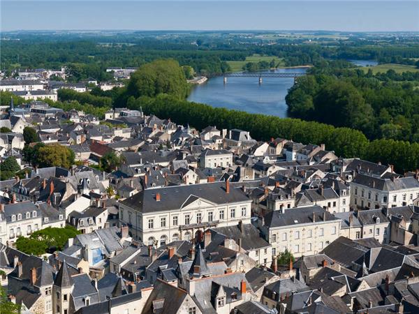 Loire Valley cycling holiday in France