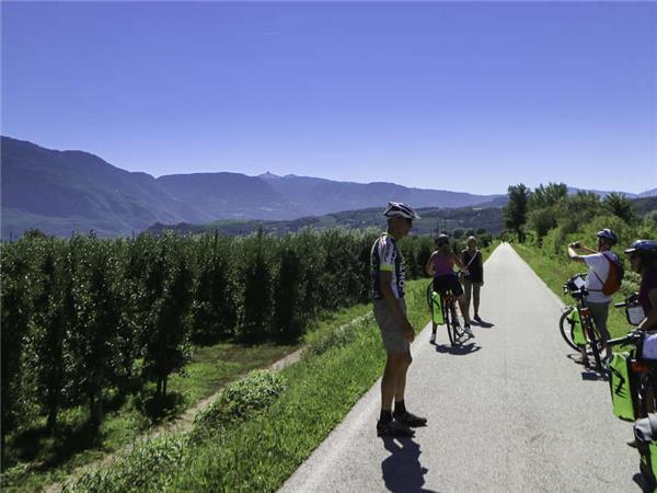 Cycling holiday in Italy, Dolomites, Lake Garda & Venice