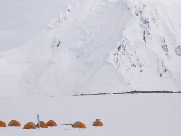 Antarctic Peninsula holiday