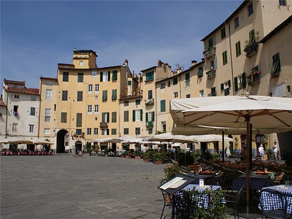 Walking holiday in Tuscany