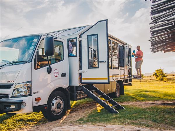 Johannesburg to Victoria Falls tours in Southern Africa